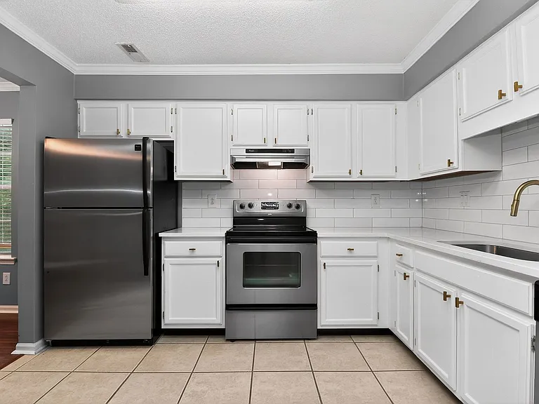 6510 Clavell Ln #B — Photo 15