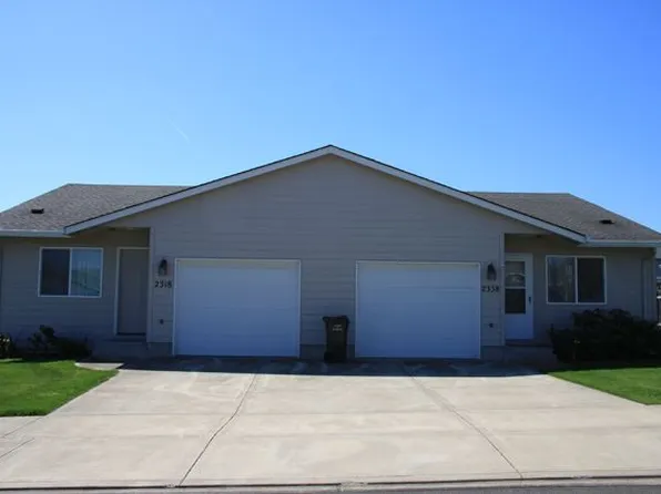 2318 SW Peggy St, McMinnville, OR 97128