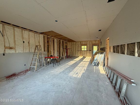 3rd image of 2400 Abc Ave