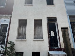 904 W Arizona St, Philadelphia, PA 19133