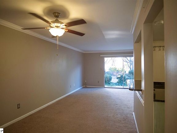 5th image of 925 Cleveland St Unit 144