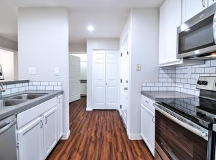 10100 Torre Ave APT 201, Cupertino, CA 95014