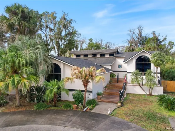 526 NW 9th Ave, Crystal River, FL 34428