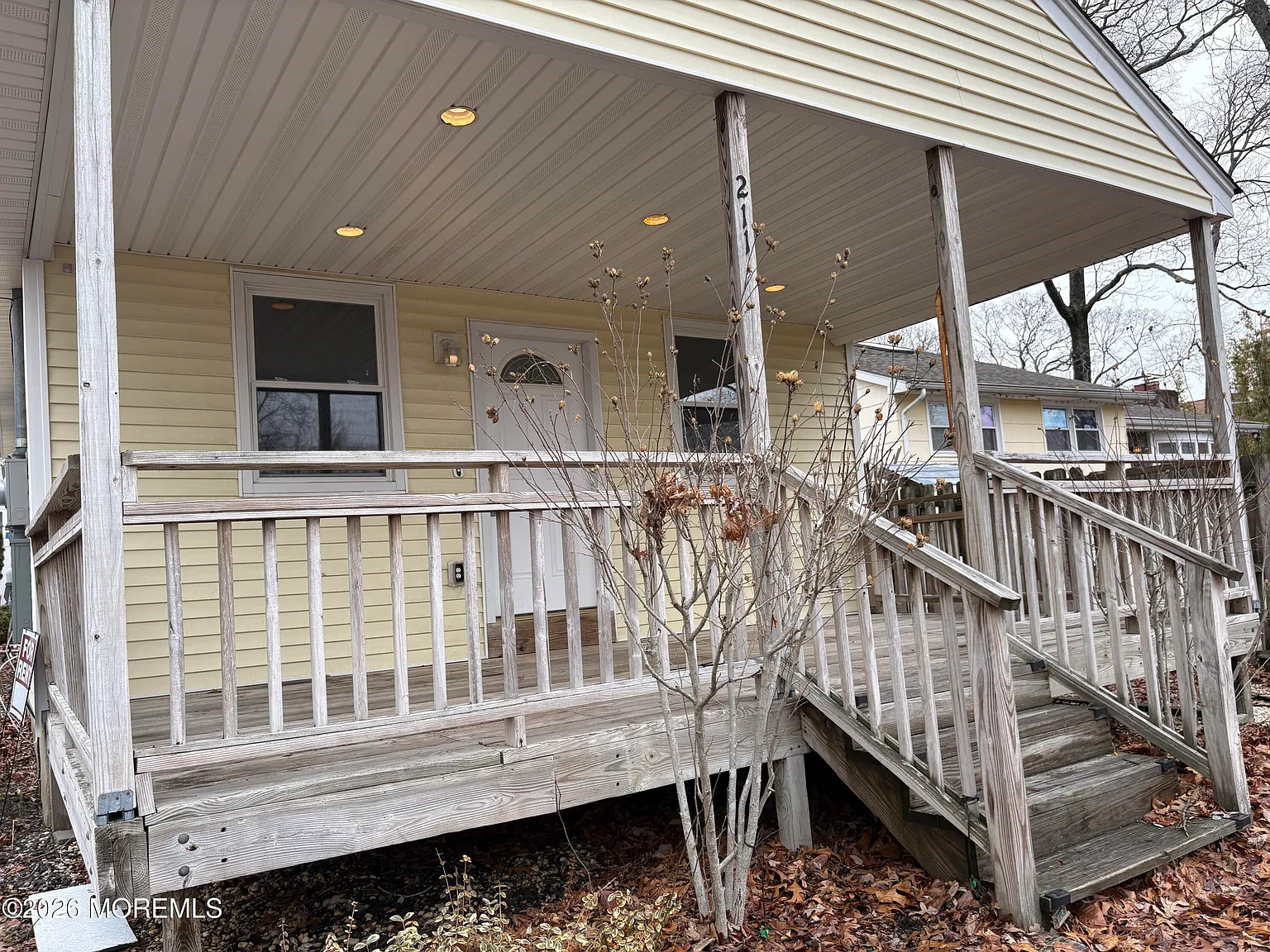 211 Anthony Ave photo 1