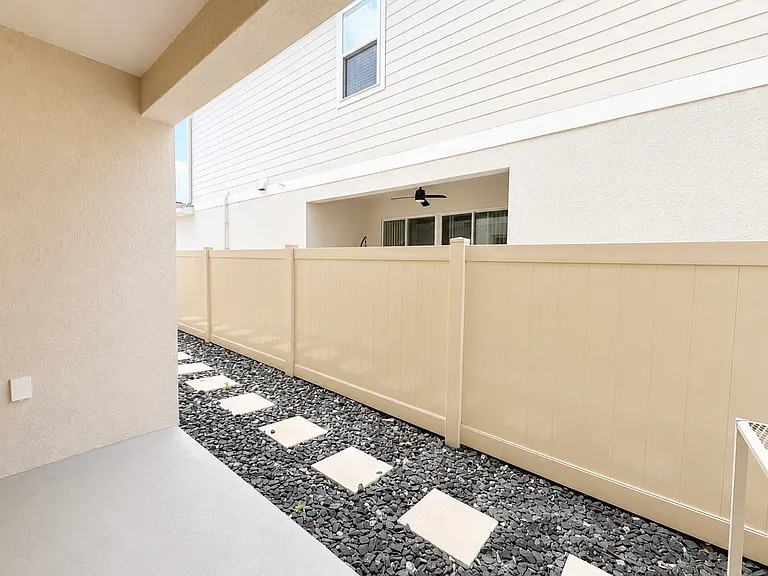 1502 Erin Breeze Ln #1502 — Photo 19