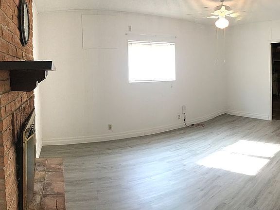 3rd image of 331 Jamaica Dr