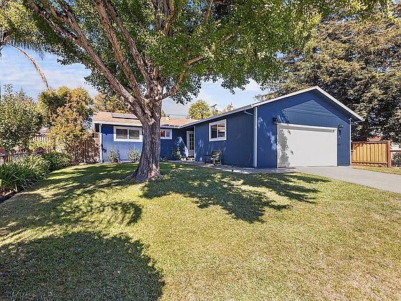 2nd image of 110 Allan Avenue