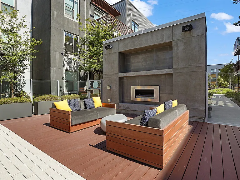 ROEN Menlo Park — Photo 4