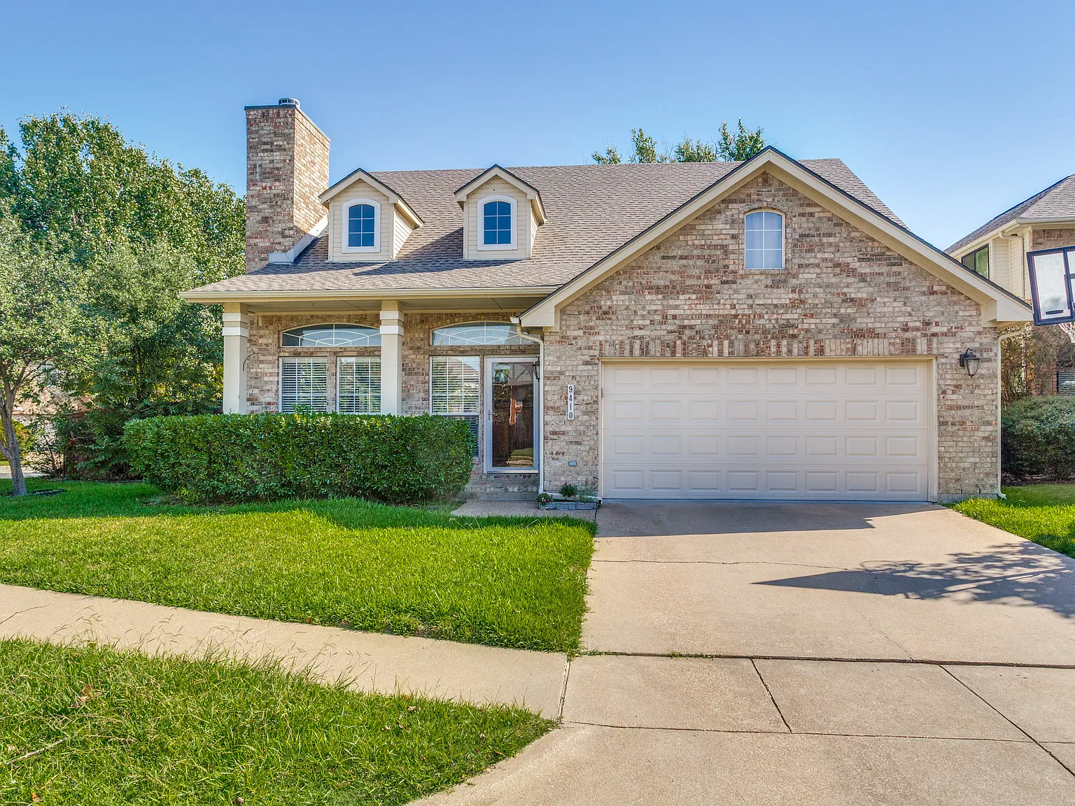 3 bed, 3.5 bath, 2143 sqft, $2,900 — Photo 1