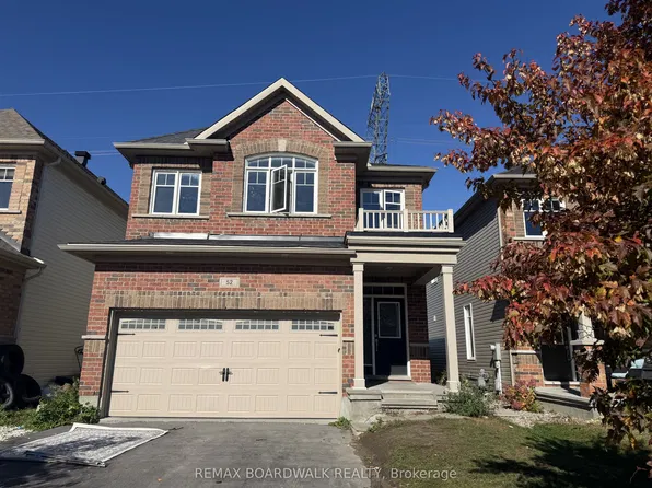 52 Tapadero Ave, Ottawa, ON K2V 0E1