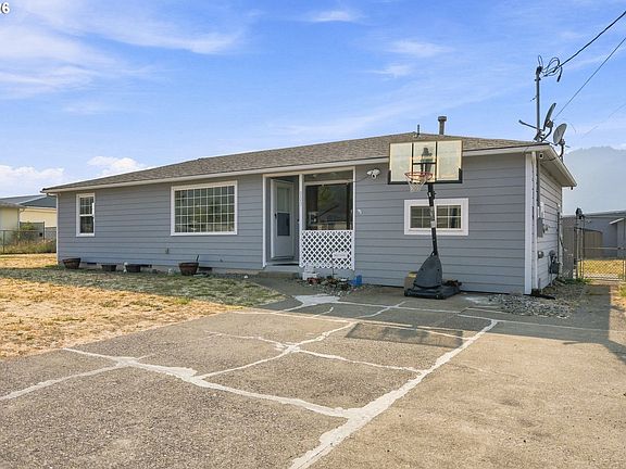 4th image of 203 Alameda St