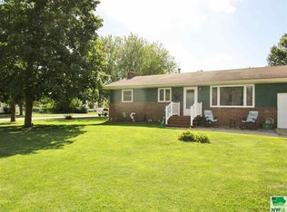 425 S 19th St, Dakota City, NE 68731