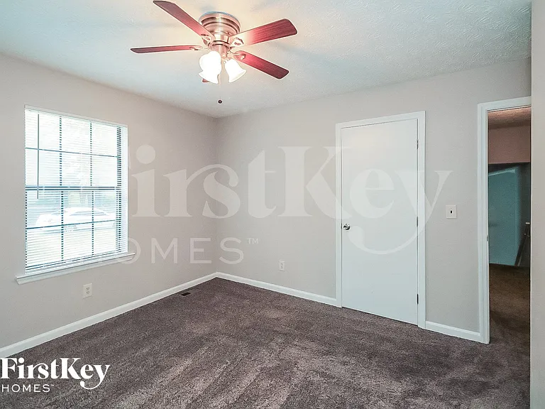 7210 Buck Creek Dr — Photo 13