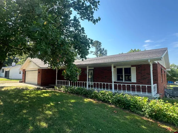 324 Arkansas Ave, Mountain Home, AR 72653