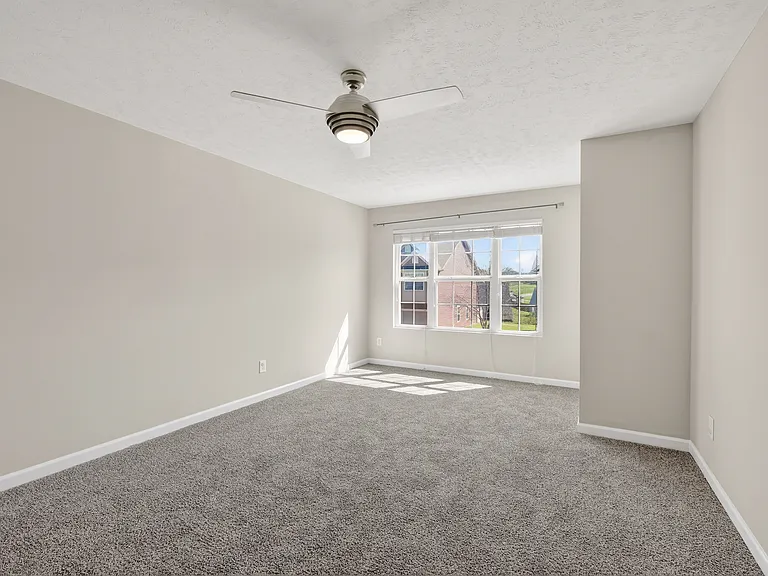 8333 Rossi Rd — Photo 6