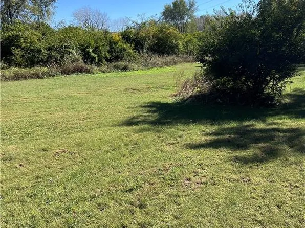 16405 E Truman Rd, Independence, MO 64050