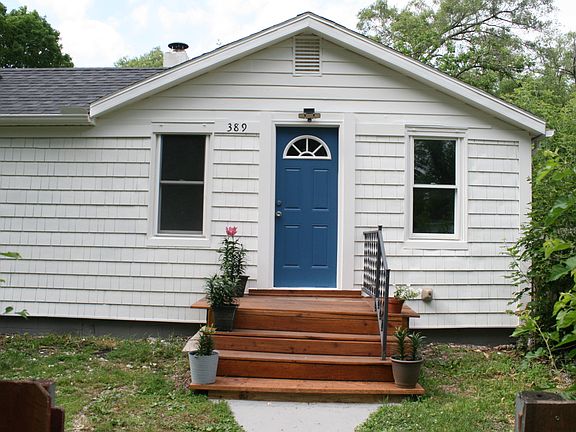 2nd image of 389 Parker Ave
