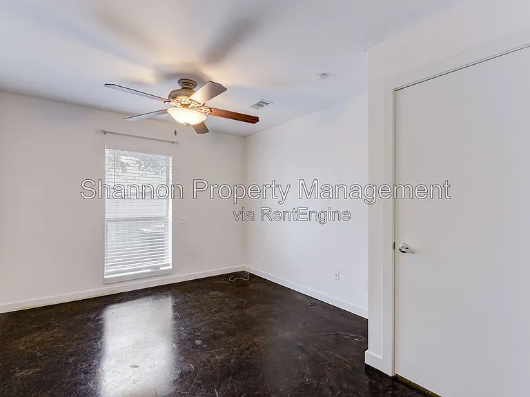 1211 Arthur St — Photo 8