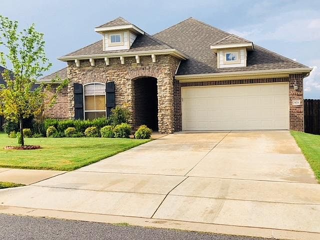 1st image of 1424 Gooseneck Ln