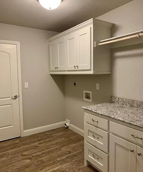 5601 Sapphire Dr — Photo 10