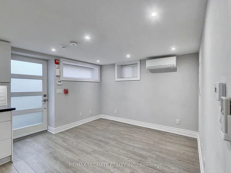 115 Wallace Ave #3 — Photo 4