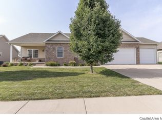 4825 Leah Dr, Springfield, IL 62711