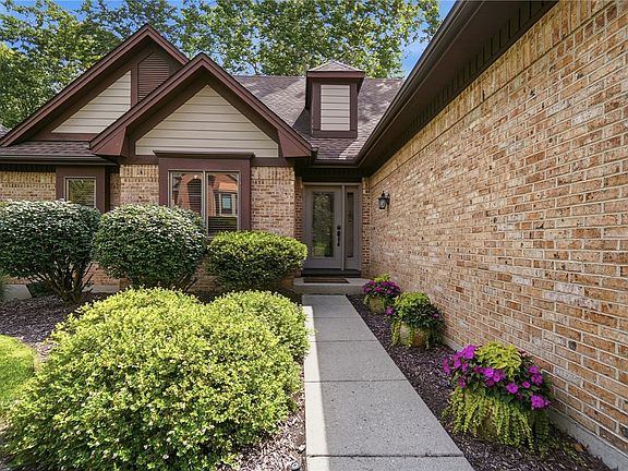 5th image of 7128 Hunters Creek Dr