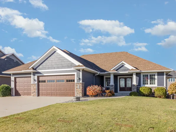 905 Heritage Trl NE, New Prague, MN 56071