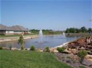 1362 N Sandy Creek Cir UNIT 1, Nixa, MO 65714