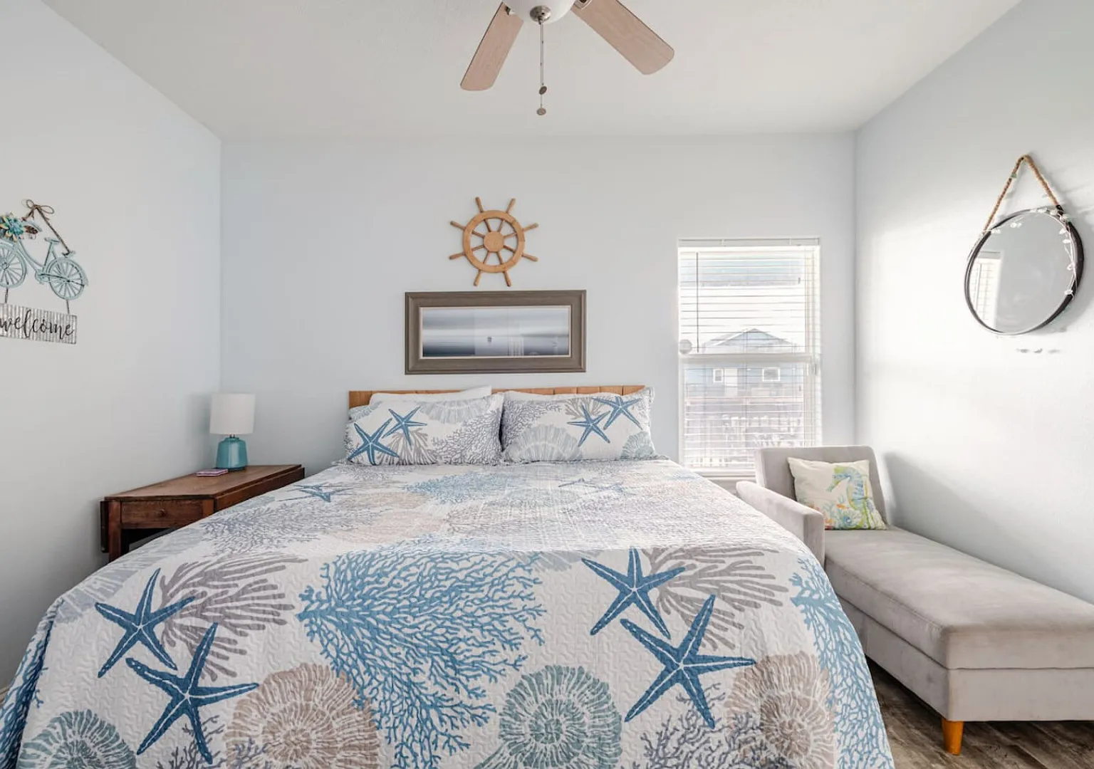 Gulf Views, Steps to Beach, 2 King Beds, 3Bd/2Bth — Photo 4