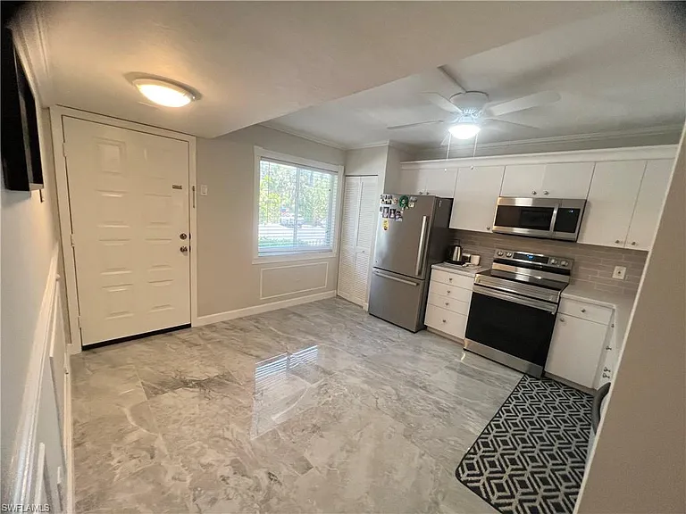 3011 Sandpiper Bay Cir #C102 — Photo 3
