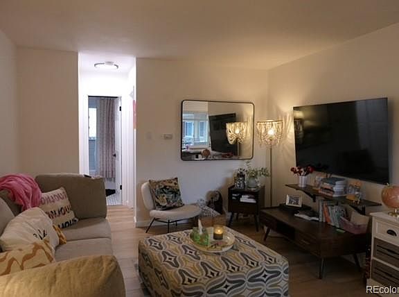 2nd image of 830 20th Street #303
