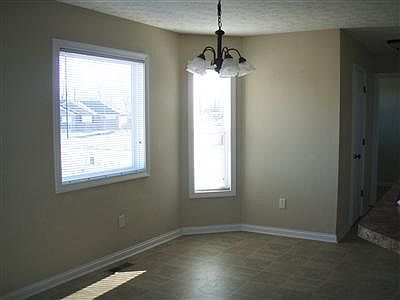 5th image of 6708 Tavenshire Dr