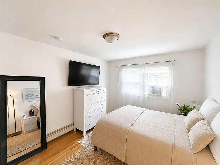 485 Manila Ave #3 — Photo 16