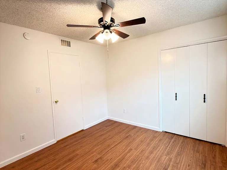 3701 Green Ave #3711 — Photo 10
