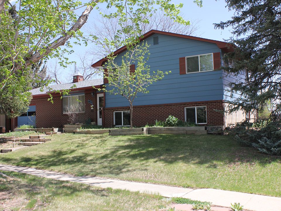 1st image of 615 Pioneer Ln