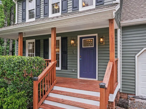 4 Brightleaf Ct, Durham, NC 27713