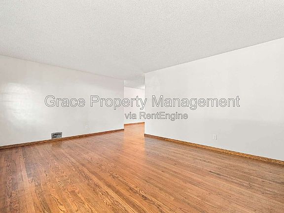 3rd image of 2861 S Yates St