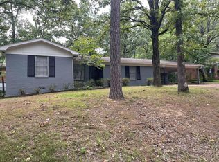 4915 Greenway Dr, N Little Rock, AR 72116