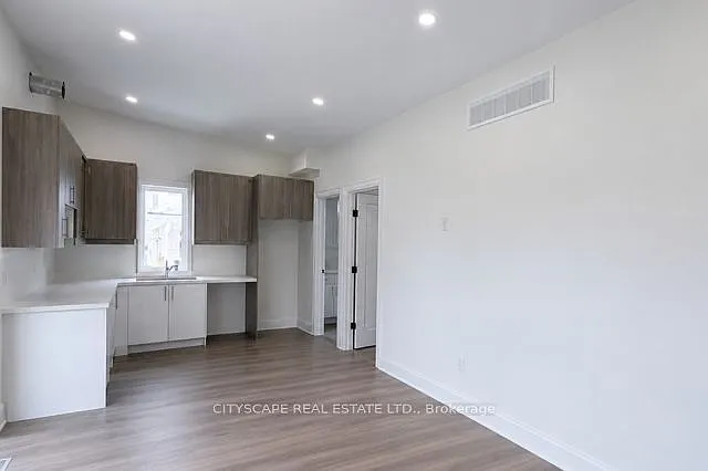 15 Sanagan Rd #301 — Photo 4