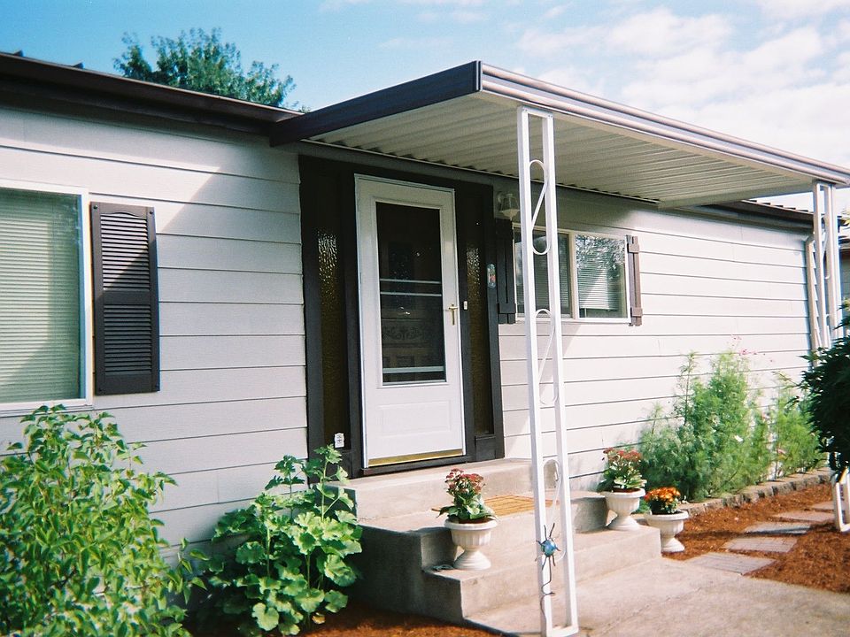 2nd image of 3028 Stapp Dr
