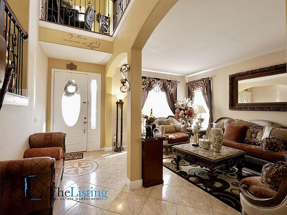 5th image of 2305 Cedar Garden Dr