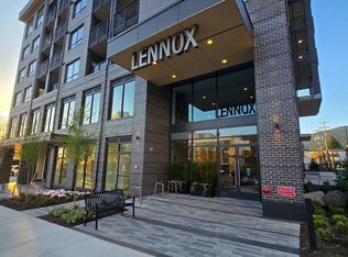 110 E 17th St #402, North Vancouver, BC V7M 1V4