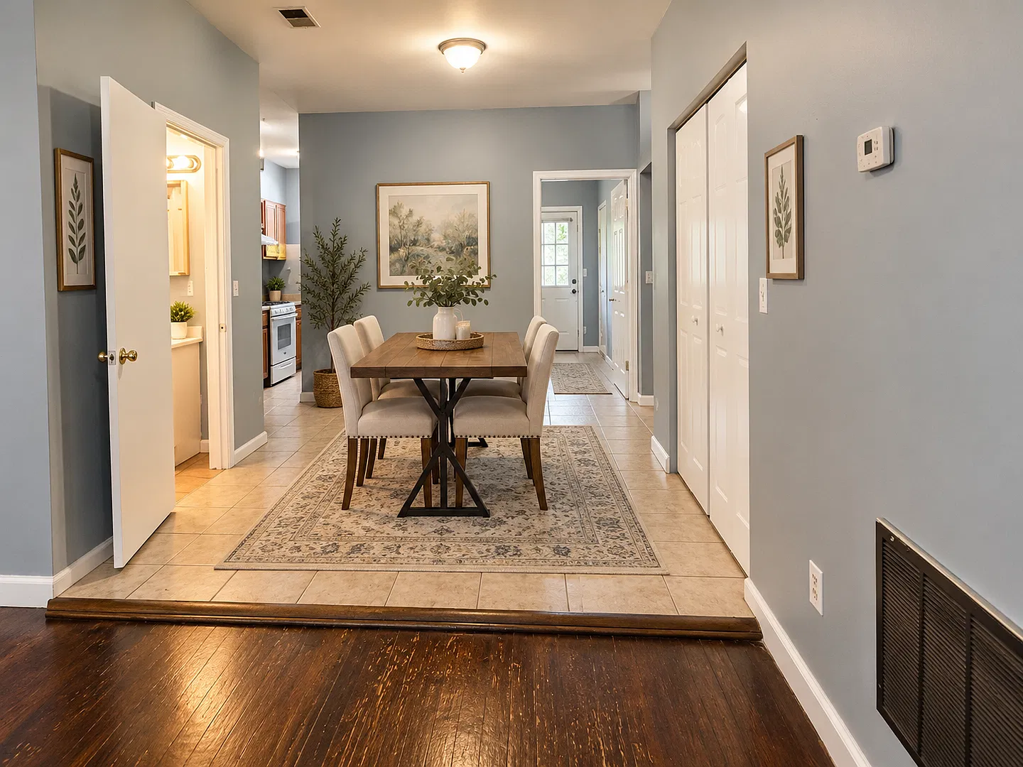 Nebraska Apartments — Photo 3