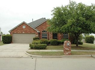 1594 Cedar Elm Dr, Corinth, TX 76210