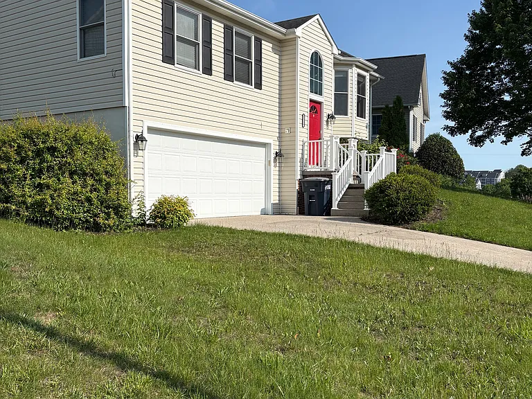 1530 Gilmer Cir — Photo 11