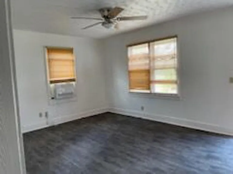 2331 Highway 48 N — Photo 3