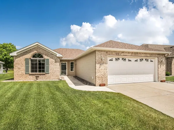 1037 Diamond Willow Cir, Waite Park, MN 56387