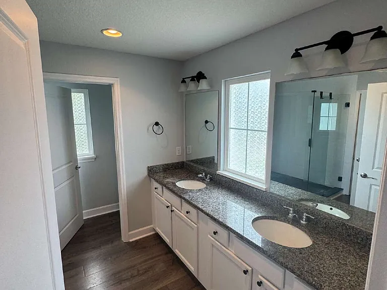 3701 W Carmen St #6 — Photo 18
