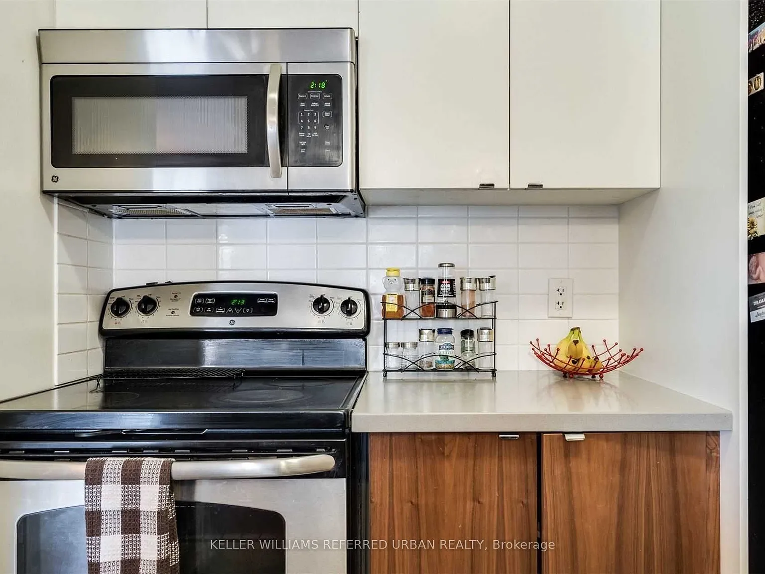 3 bed, $2,500 — Photo 2